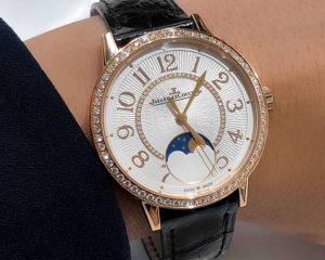 The Rendez-Vous Moon Medium’s silvered dial adds a lovely texture to Jaeger-LeCoultre’s newest ladies piece
