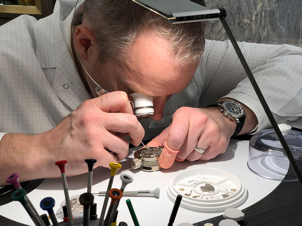 Guests at Cellini’s Watch Fair NYC were able to watch an El Primero movement be assembled from start to finish
