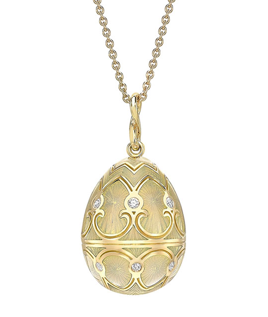 Palais Tsarskoye Selo White Pendant
