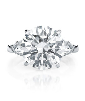 round brilliant cut engagement ring