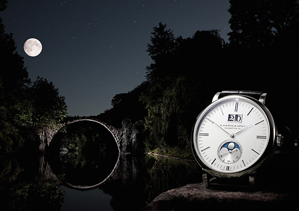 New Saxonia Moon Phase Stars in Global Photography Project