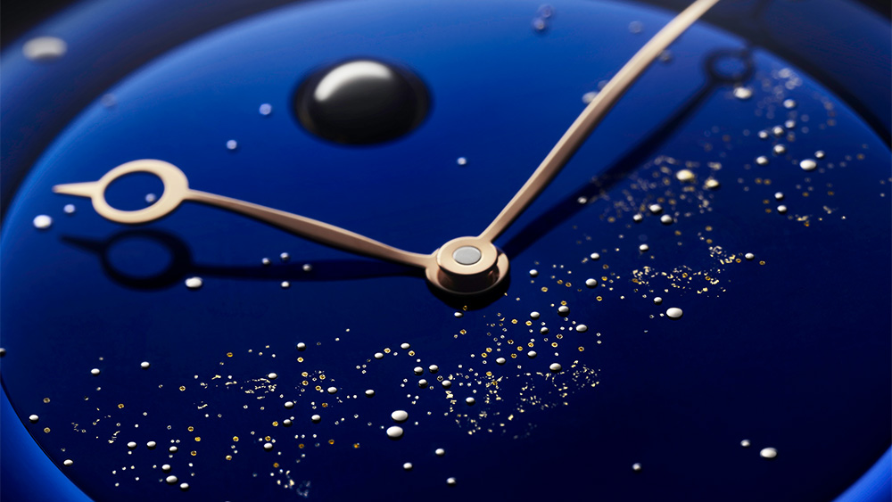 De Bethune Finds Cosmic Inspiration