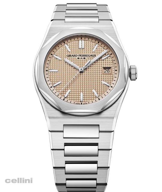 Girard Perregaux Laureato FIFTY 39mm Salmon 81008-11-3627 Stainless Steel Watch