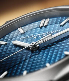 Girard Perregaux Laureato FIFTY 39mm BLUE 81008-11-3530 Stainless Steel Watch