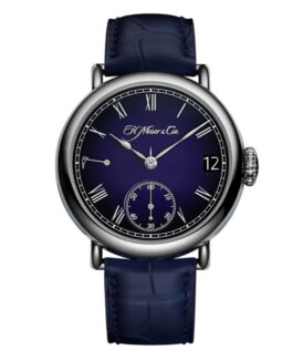 H._Moser_&_Cie_Heritage_Perpetual_Calendar_Midnight_Blue_Enamel_8800-0203_