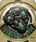 Urwerk UR-100 Electrum Close Up