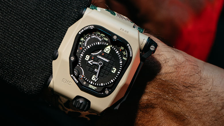 Urwerk EMC Time Hunter Desert Sage