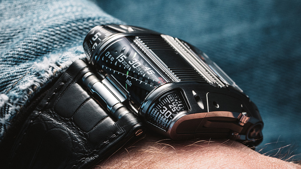 Urwerk Rolls On with the UR-111C