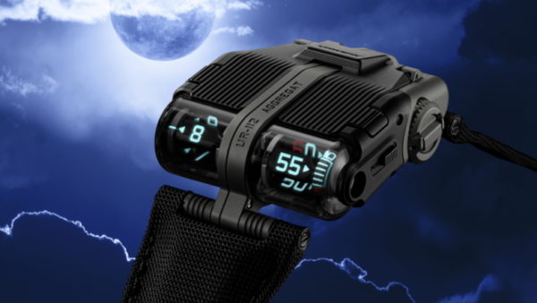 URWERK UR-112 Aggregat at night